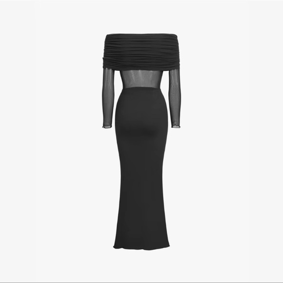 Overfold off- shoulder mesh long sleeve dress AKA the tiktok dress - Picture 4 of 6